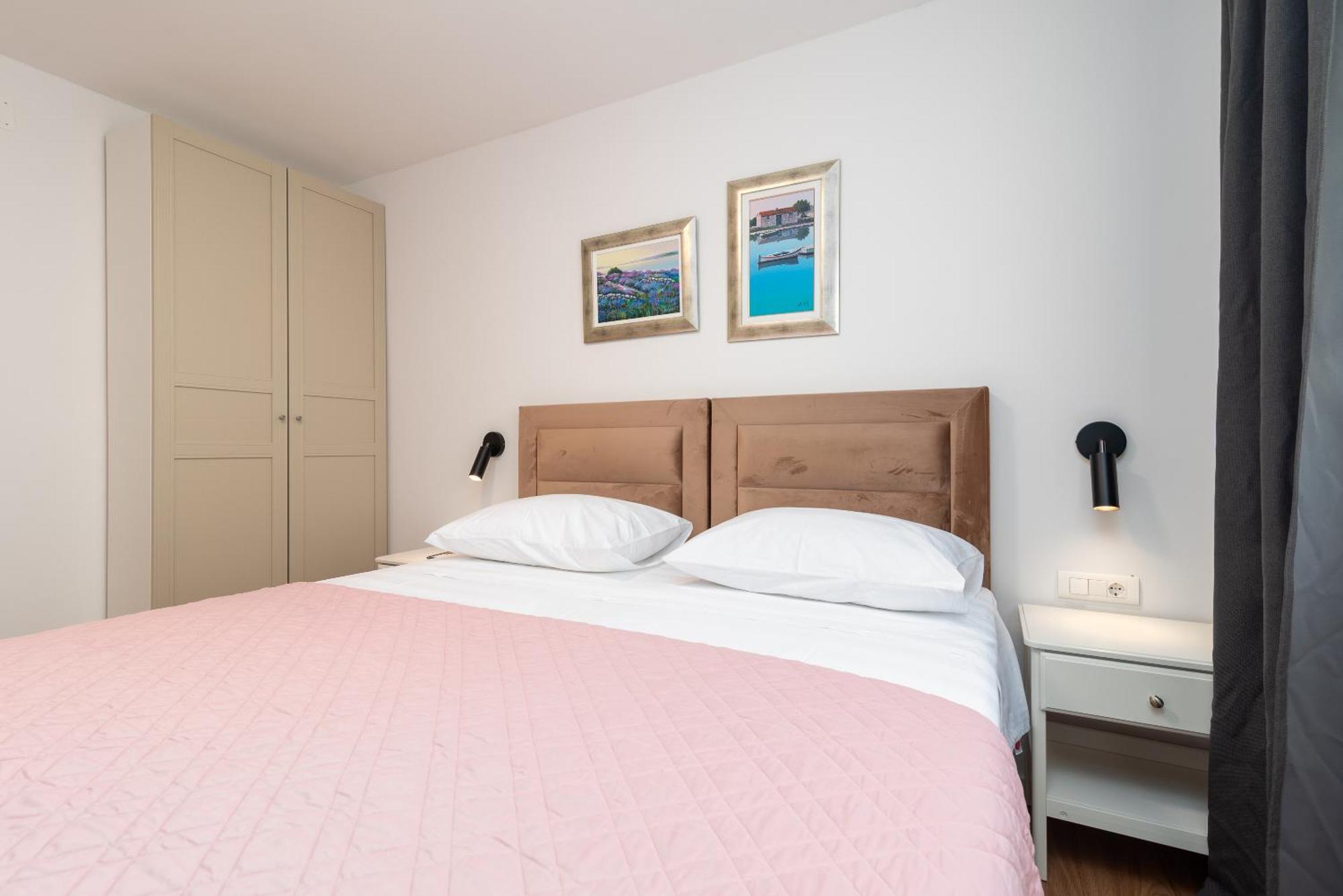 Maca Apartments & Suites Trogir Exterior foto