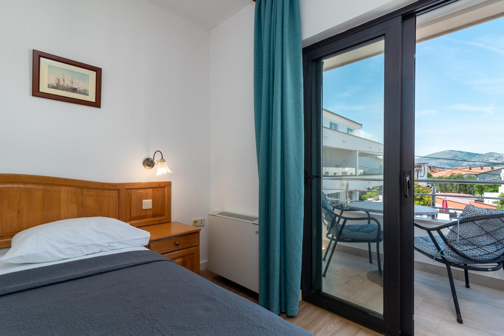 Maca Apartments & Suites Trogir Exterior foto
